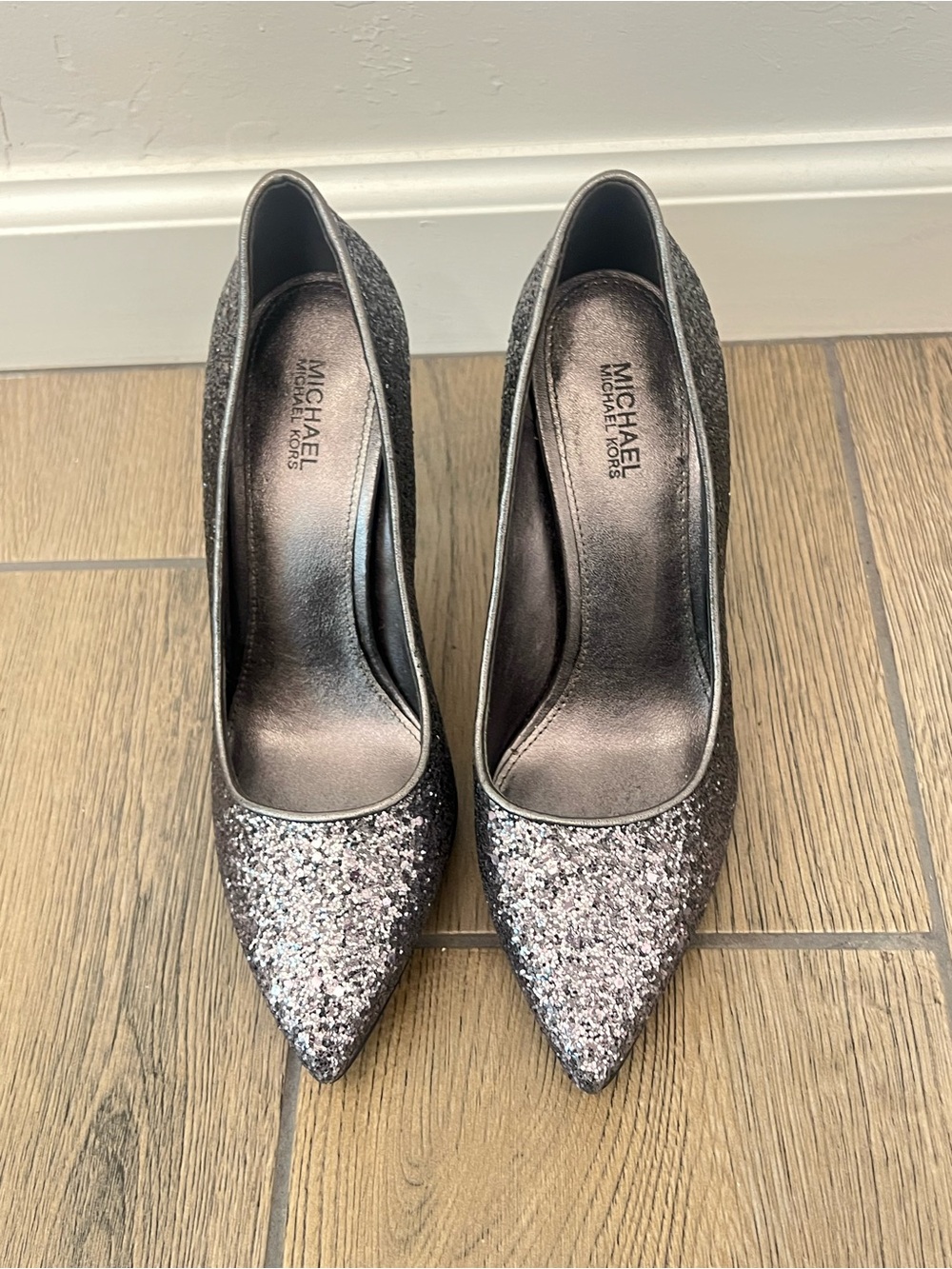 Michael Kors Glitter Pointed Toe Pumps in Silver